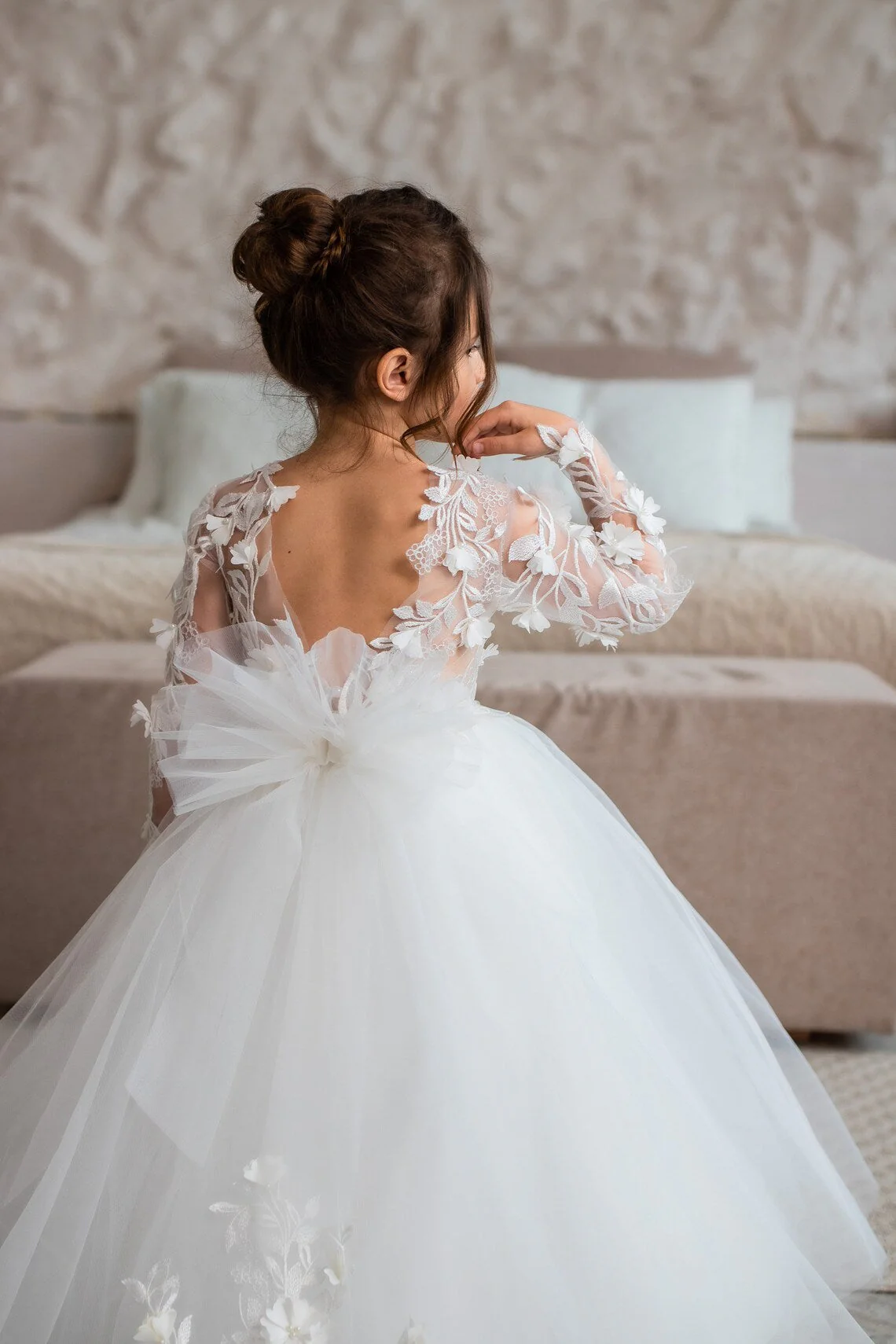 Jewel Long Sleeve Ball Gown Backless Lace Applique Bowknot Flower Girl Dress - Image 6