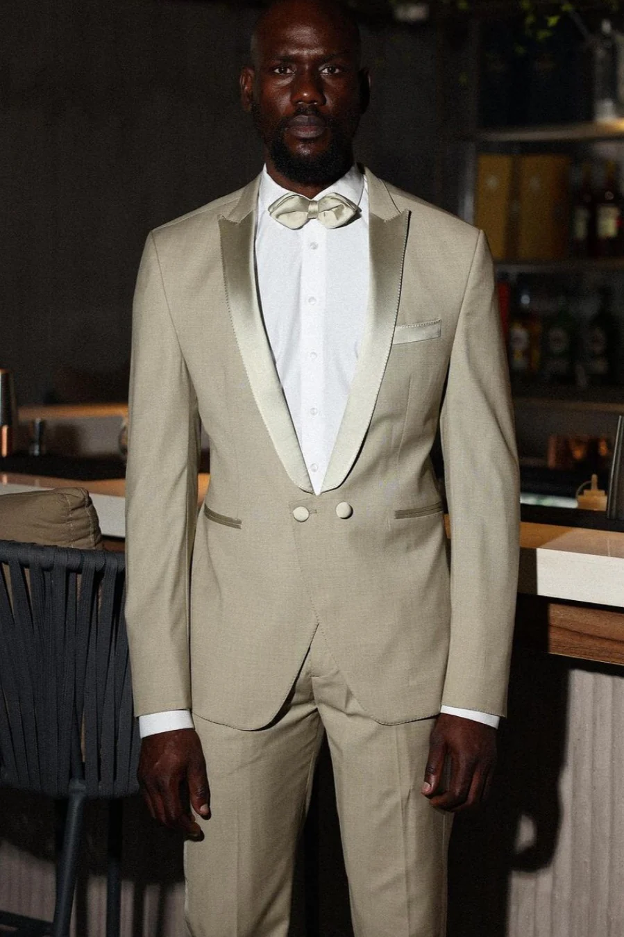 Khaki Double-Breasted Prom Suit with Satin Peaked Lapel - Image 2
