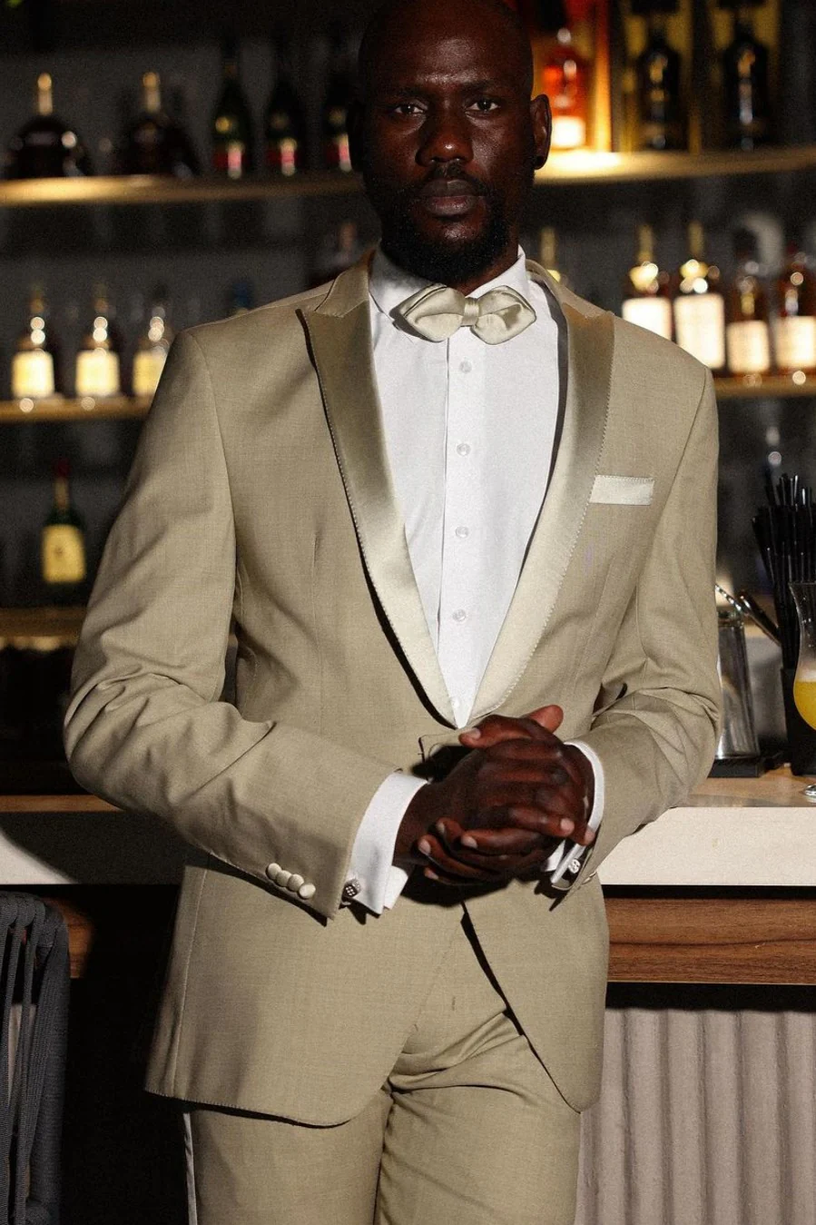 Khaki Double-Breasted Prom Suit with Satin Peaked Lapel - Image 3