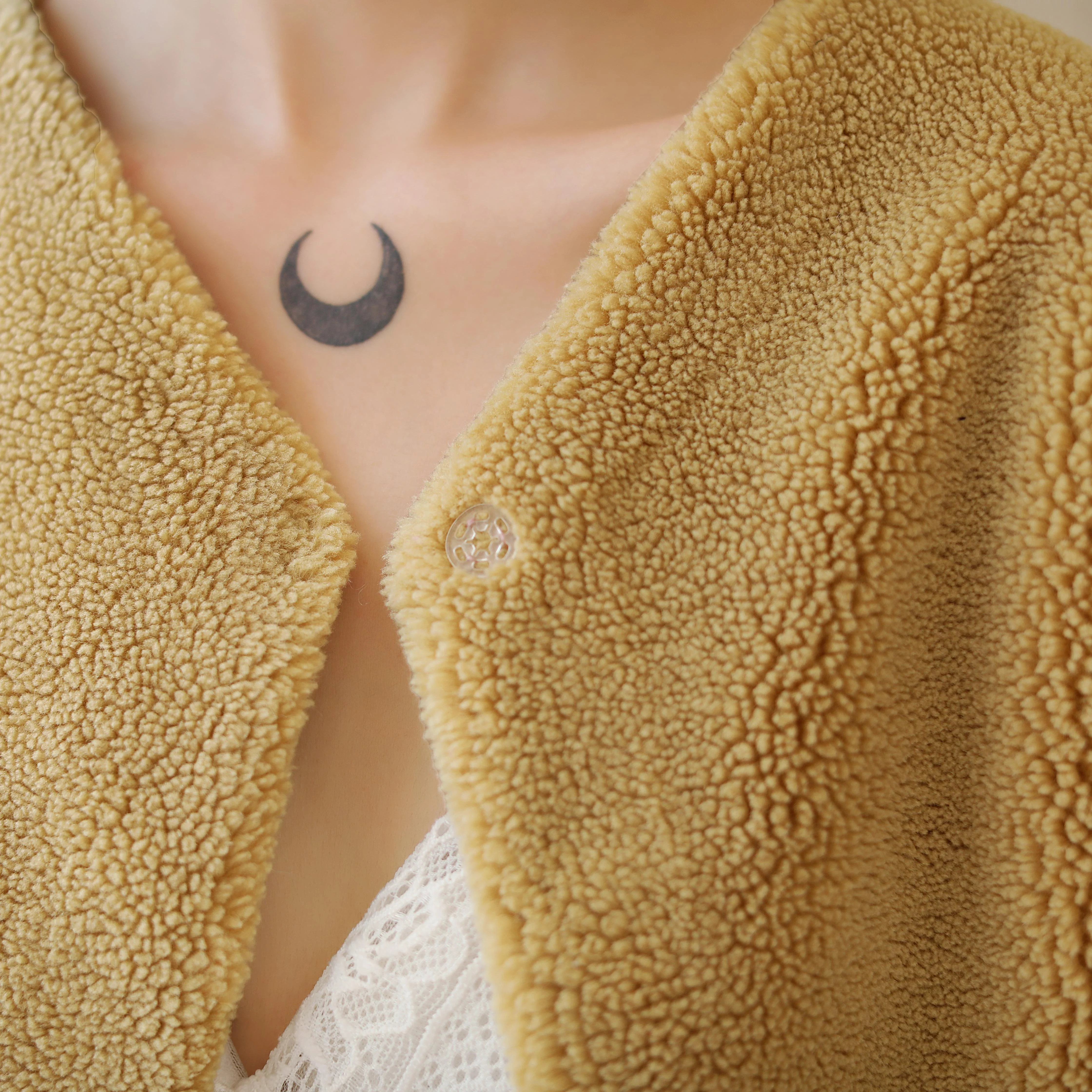 Khaki Faux Mink Fur Collarless Short Jacket & Wedding Shawl - Image 10