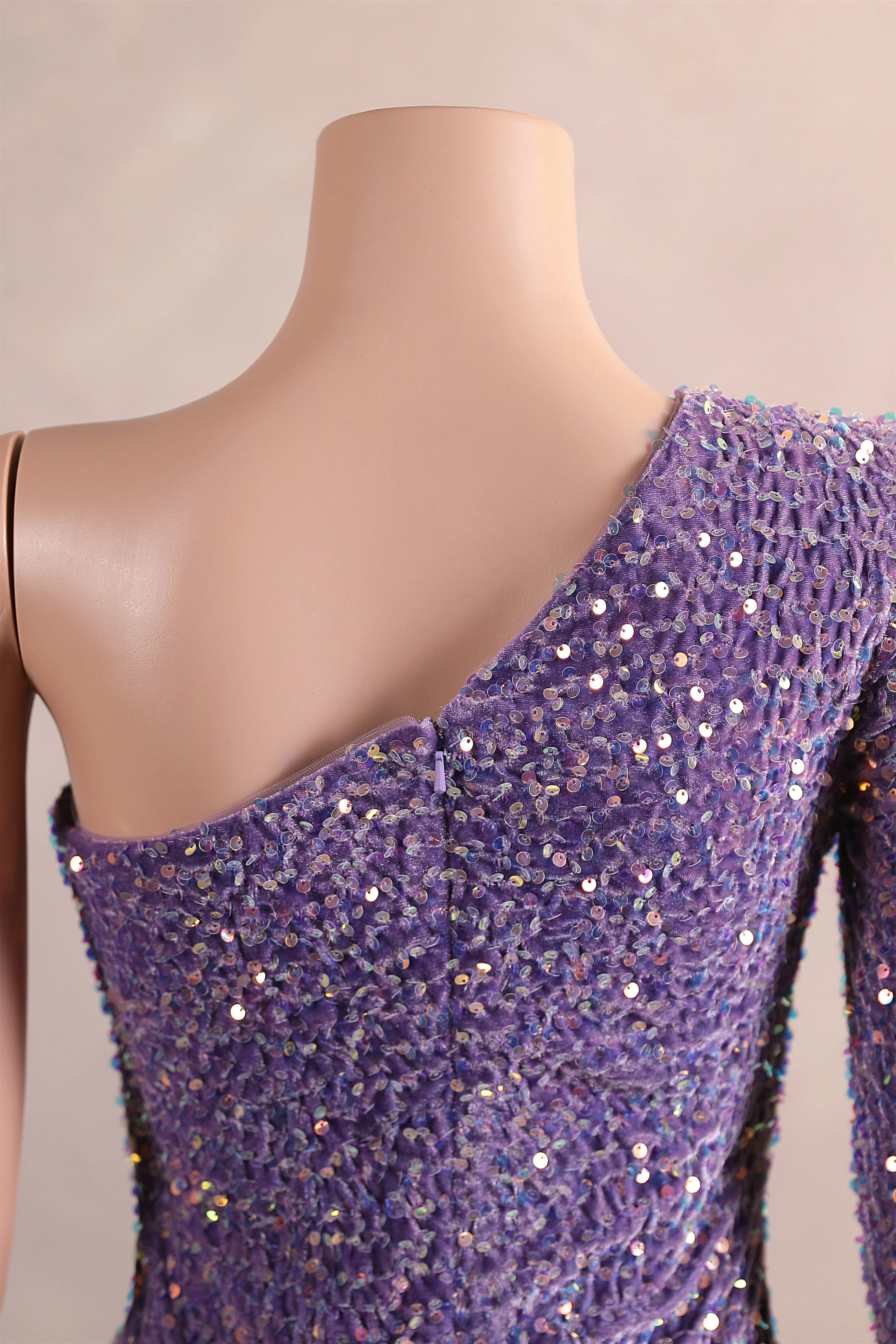 Lavender Purple One shoulder Long sleeves Keyhole sequin Prom Dresses - Image 5
