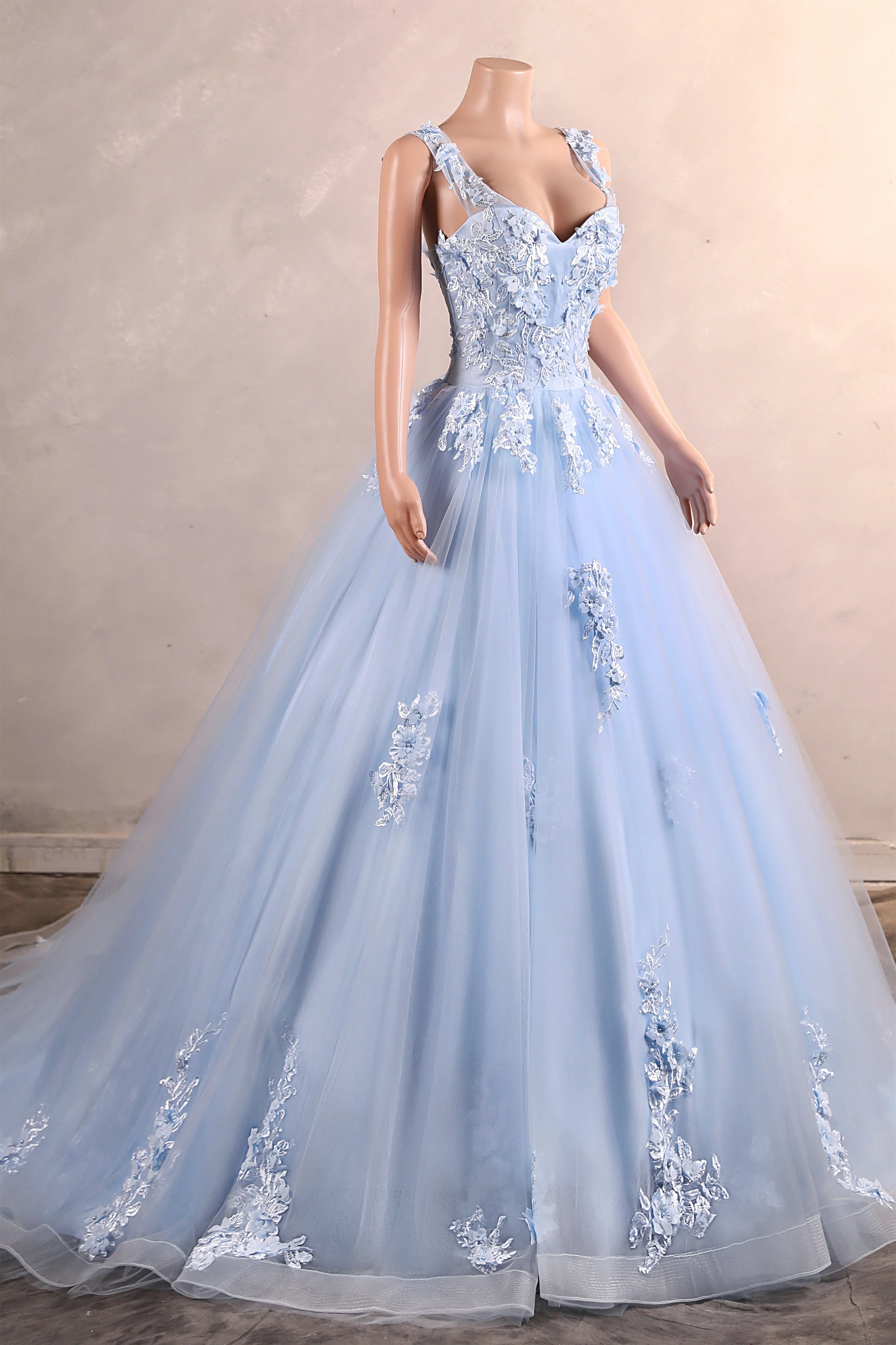 Light Blue Staps Lace Appliques Sleeveless Ball Gown Tulle Prom Dresses - Image 6