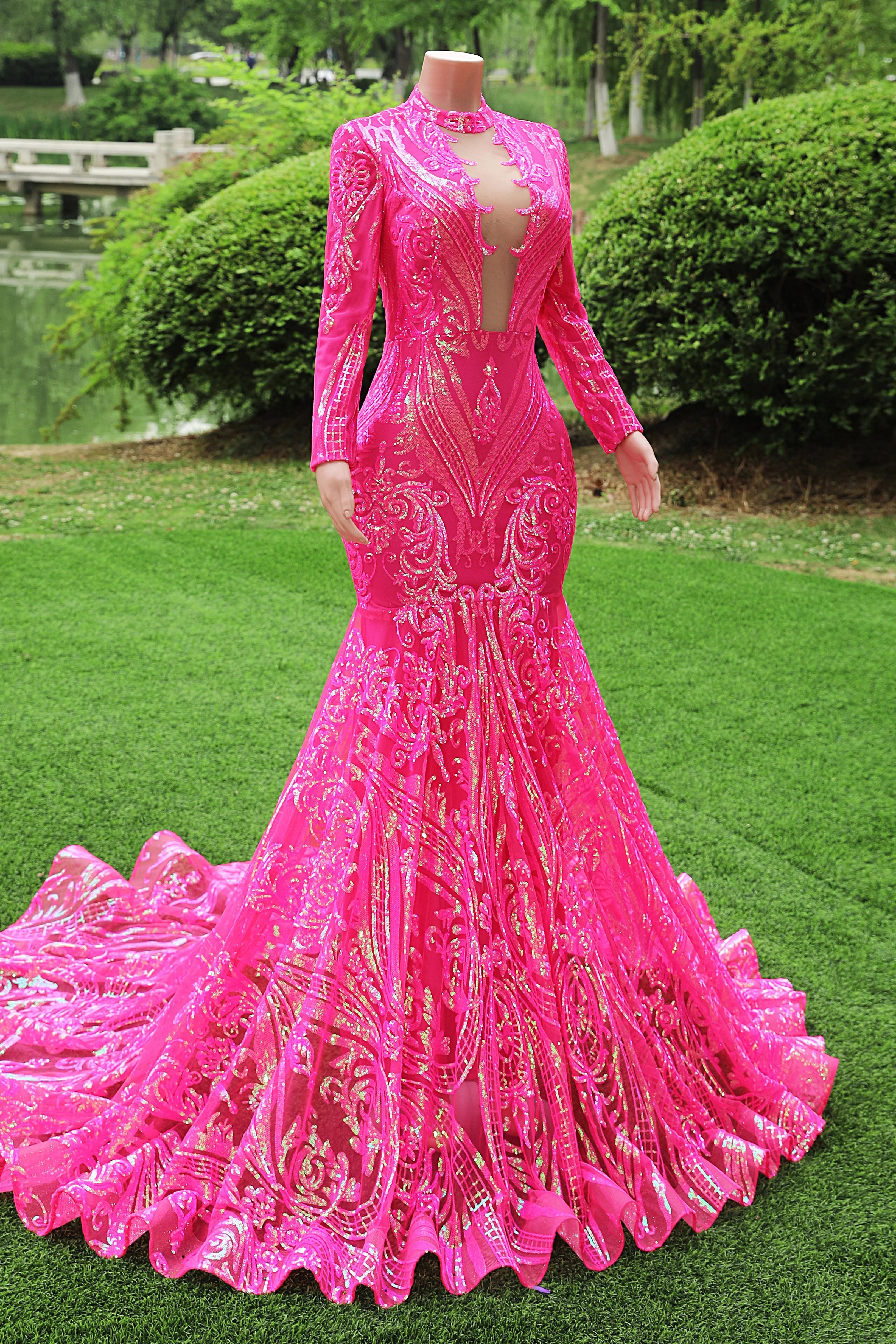 Saprkle Long sleeves Keyhole Mermaid Sequin Prom Dresses - Image 6