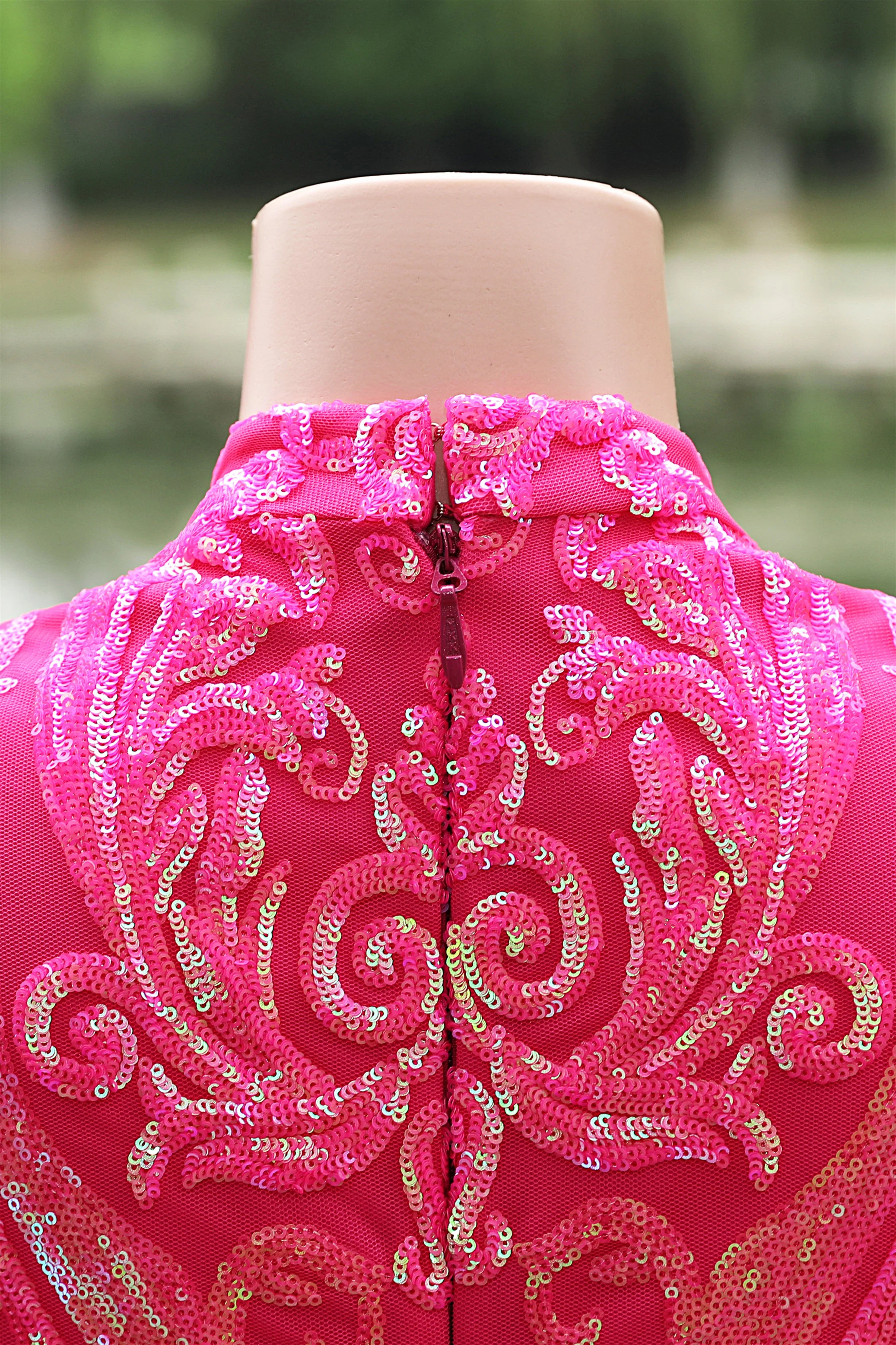 Saprkle Long sleeves Keyhole Mermaid Sequin Prom Dresses - Image 7