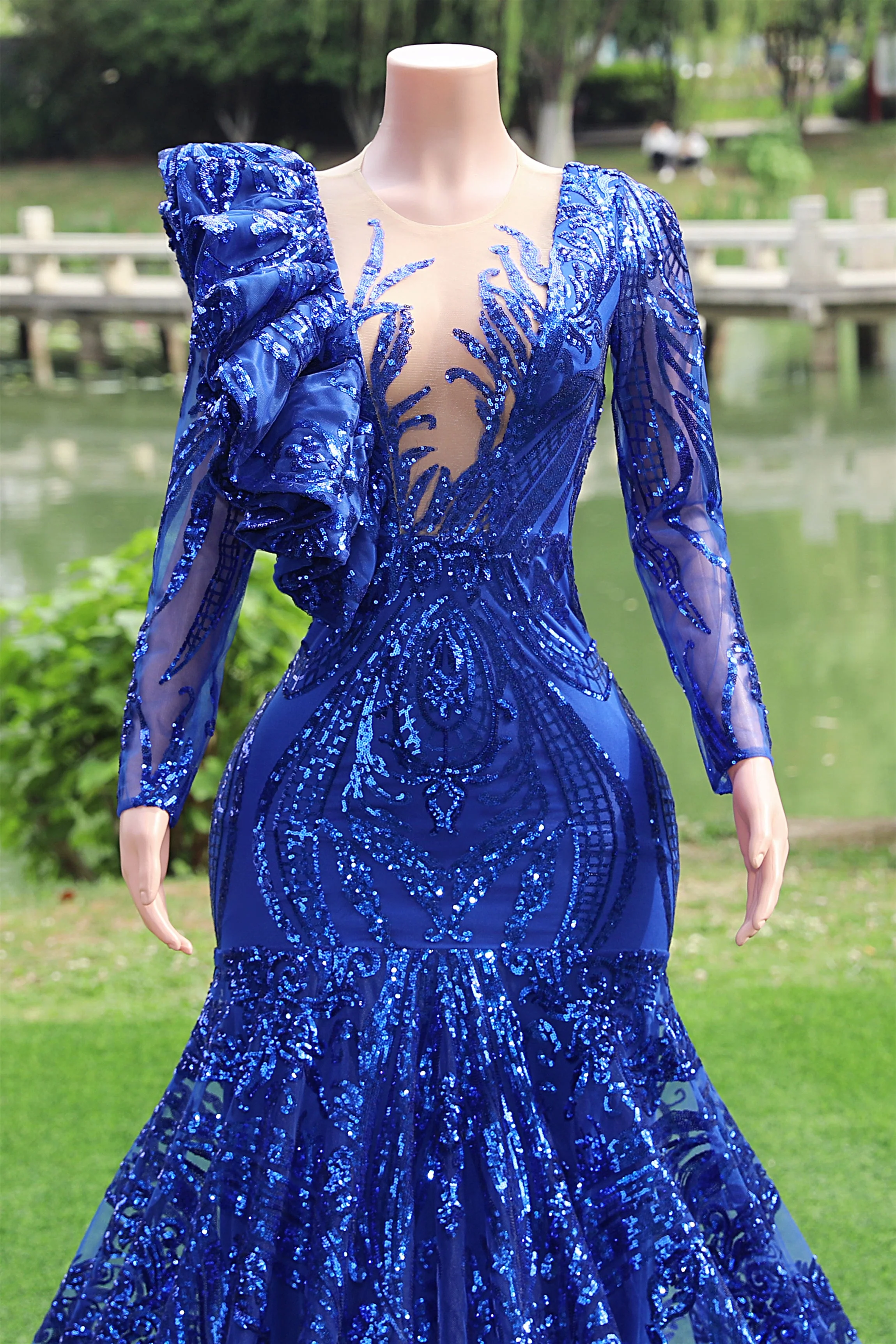 Long sleeves Royal Blue Mermaid Ruffles V-neck Floor length Prom Dresses - Image 3