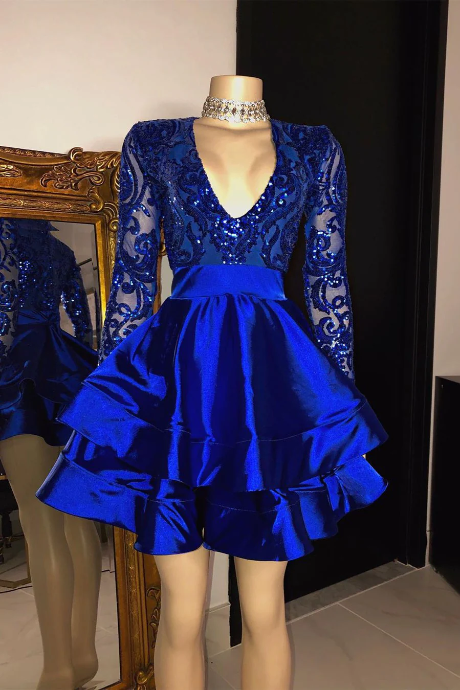 Long Sleeves V-Neck Lace Prom Dress Sequins Blue Short - Image 2