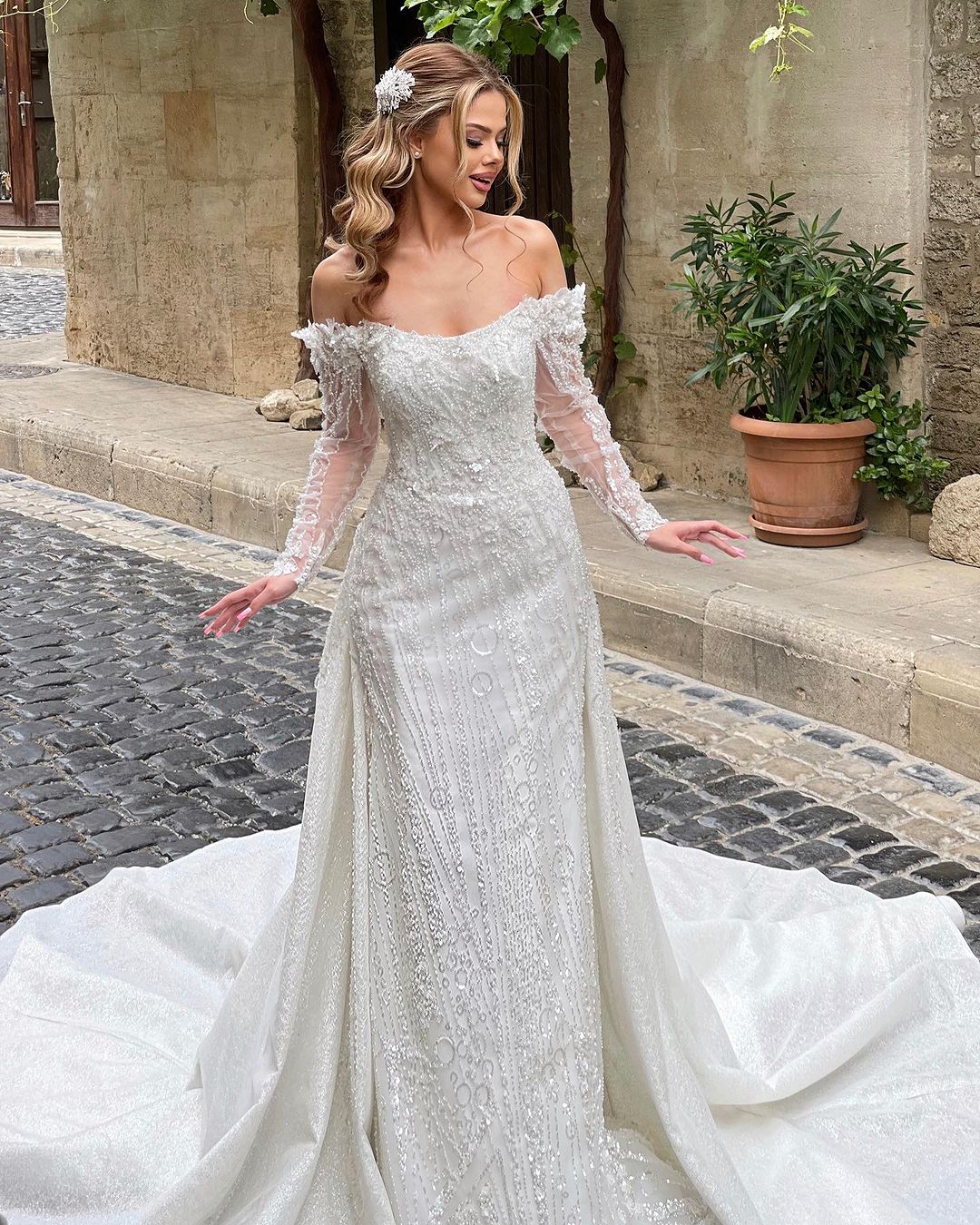 Luxurious Long Ivory Off-the-shoulder Lace Beading Long Sleeves Bridal Wear Long - Image 2