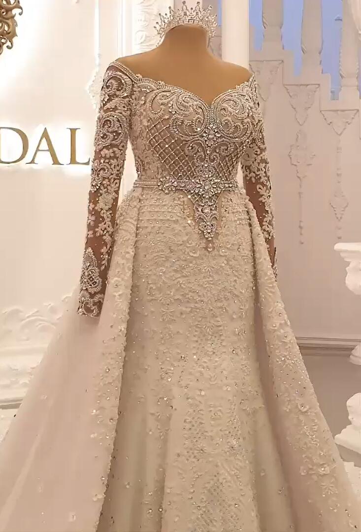 Luxurious Long Sleeves Crystal Wedding Dress Lace With Overskirt - Image 2