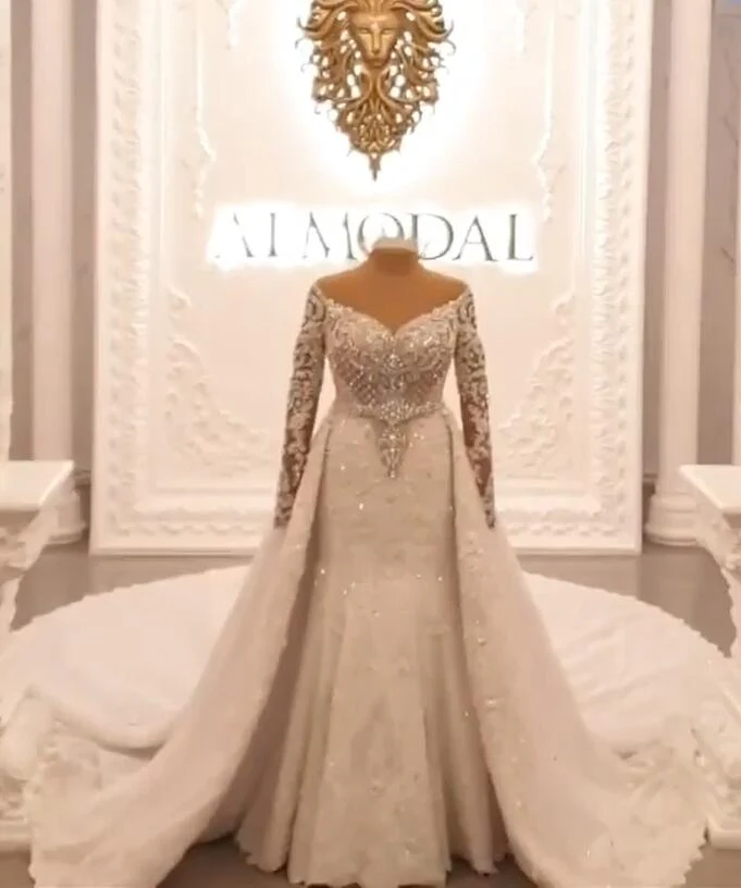 Luxurious Long Sleeves Crystal Wedding Dress Lace With Overskirt - Image 5