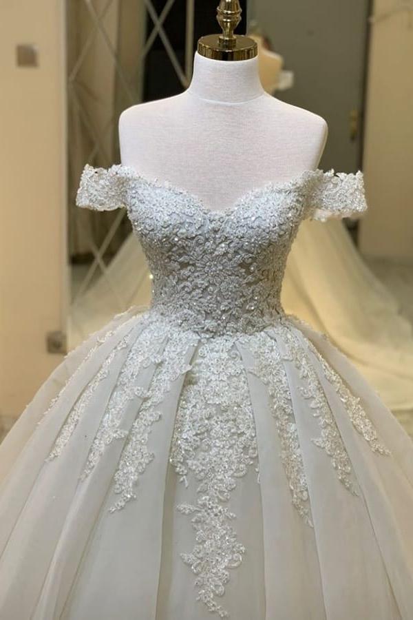 luxurious Off the ShoulderAppliques A line Ball Gowns Princess Bridal Gowns - Image 4