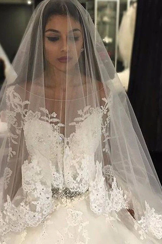 Luxurious Tulle Appliques Scoop Long Sleeves Crystal Wedding Dress - Image 2