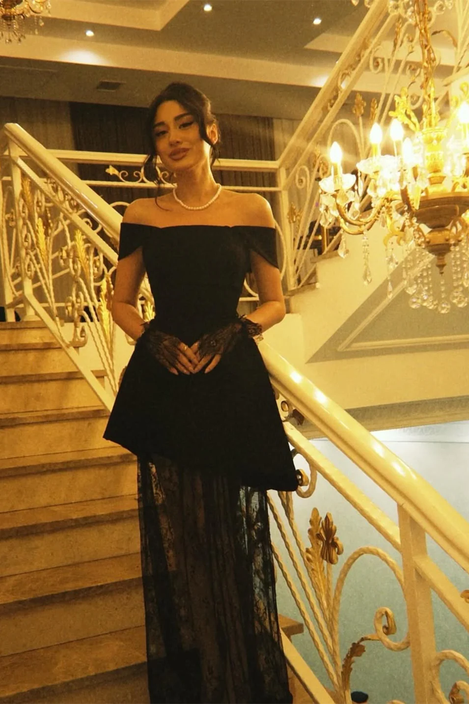 Luxury Black Off-The-Shoulder A-Line Satin Prom Dress Sleeveless Lace With Zipper - Image 5