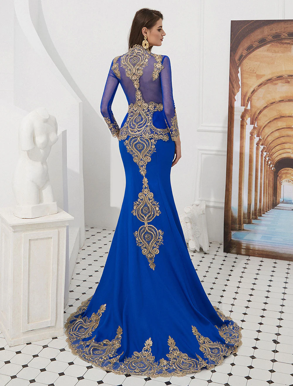 Gorgeous Luxury Evening Dresses Embroidered Beaded Queen Anneneck Long Sleeve Formal Gowns With Cloak - Image 18
