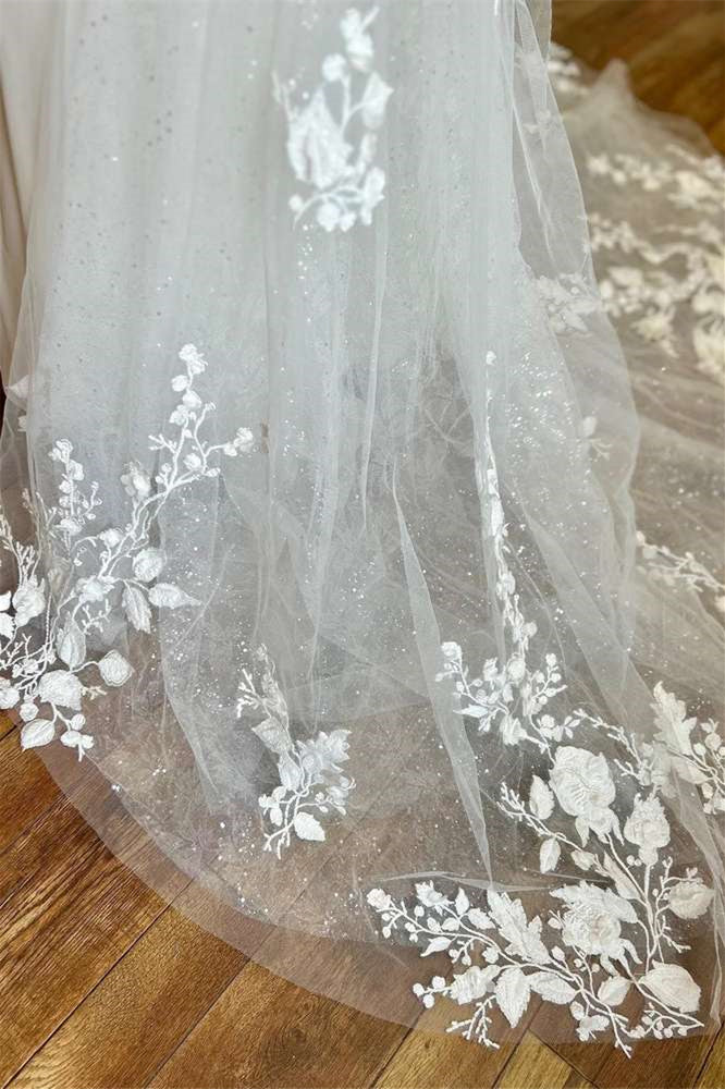 Luxury V-Neck Off-The-Shoulder Wedding Dresses Sleeveless Spaghetti-Straps Appliques Lace Open Back With Buttons - Image 4