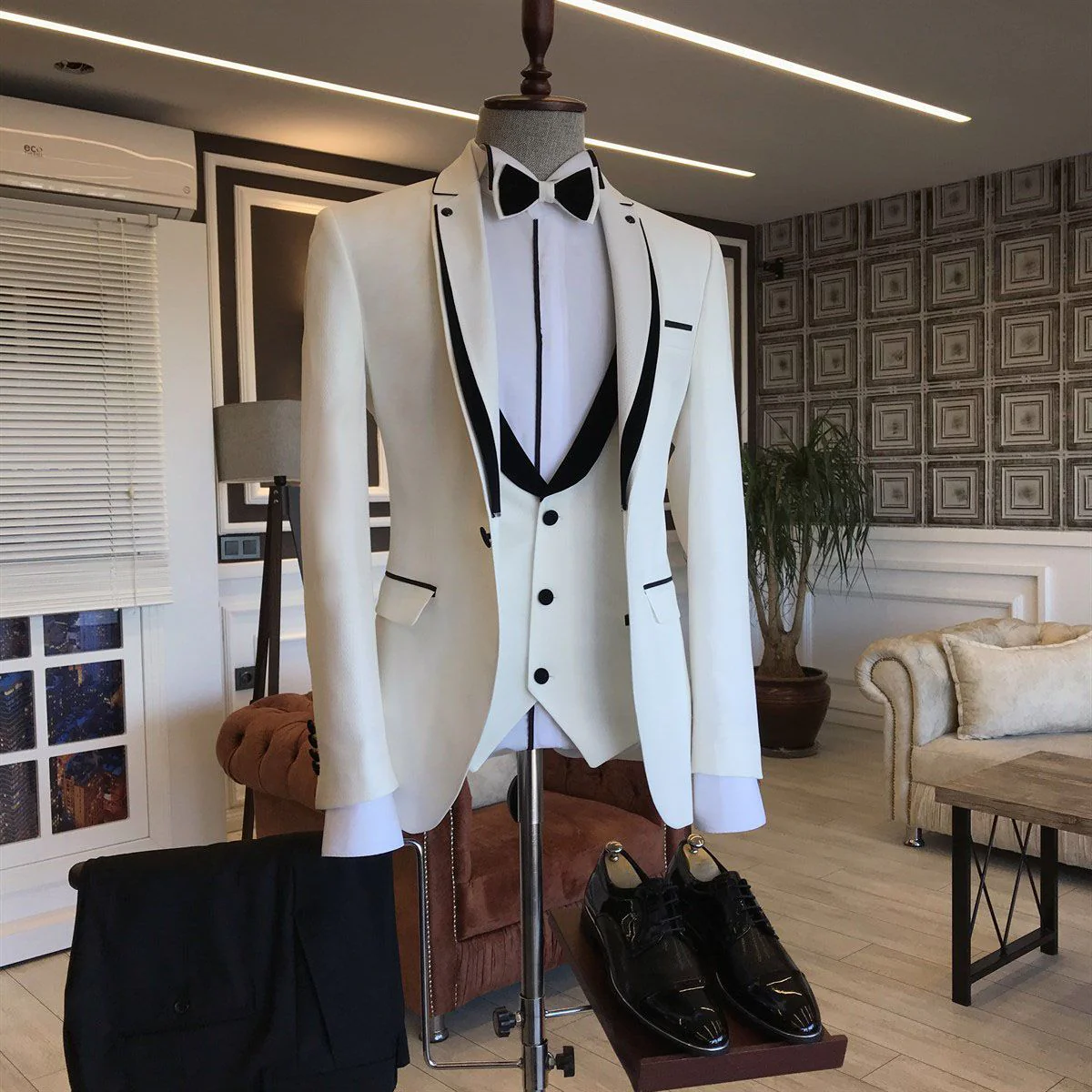 Black White Notched Lapel Slim Fit Men's Prom Suits - Image 2