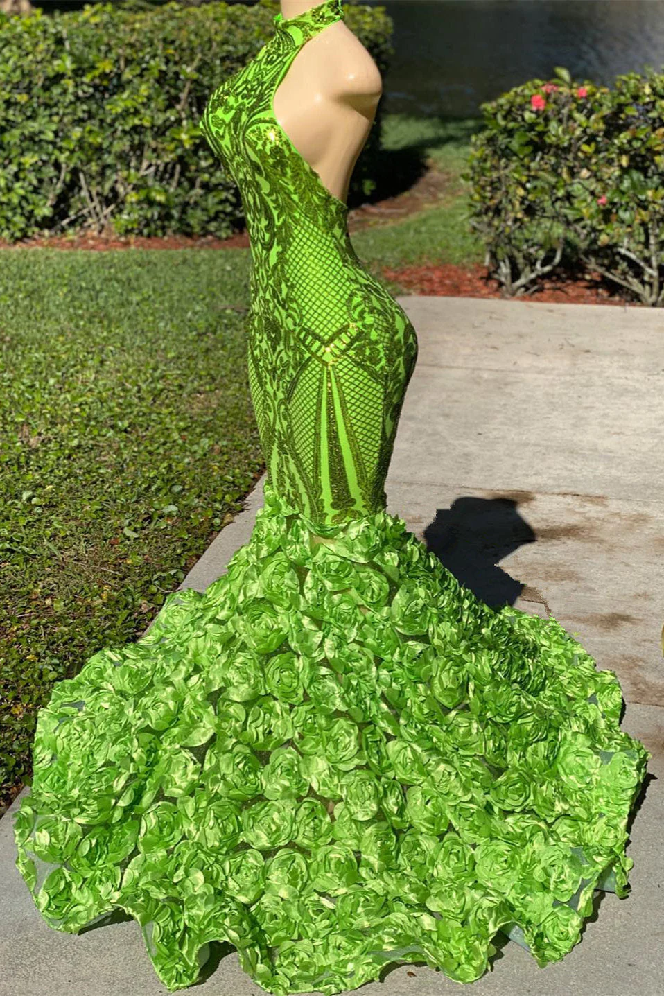 Mermaid High Neck Appliques Lace Sequined Open Back Floor-length Sleeveless Prom Dress - Image 3