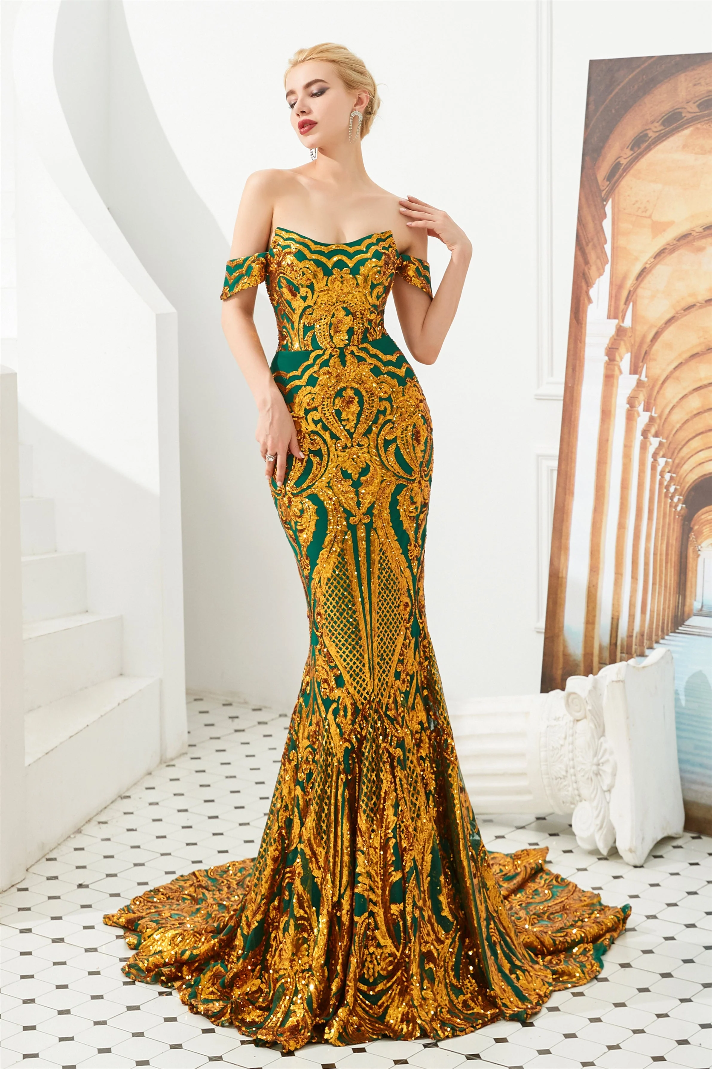 Mermaid Off-the-shoulder Sweetheart Sequined Sleeveless Backless Applique Prom Dress - Image 3