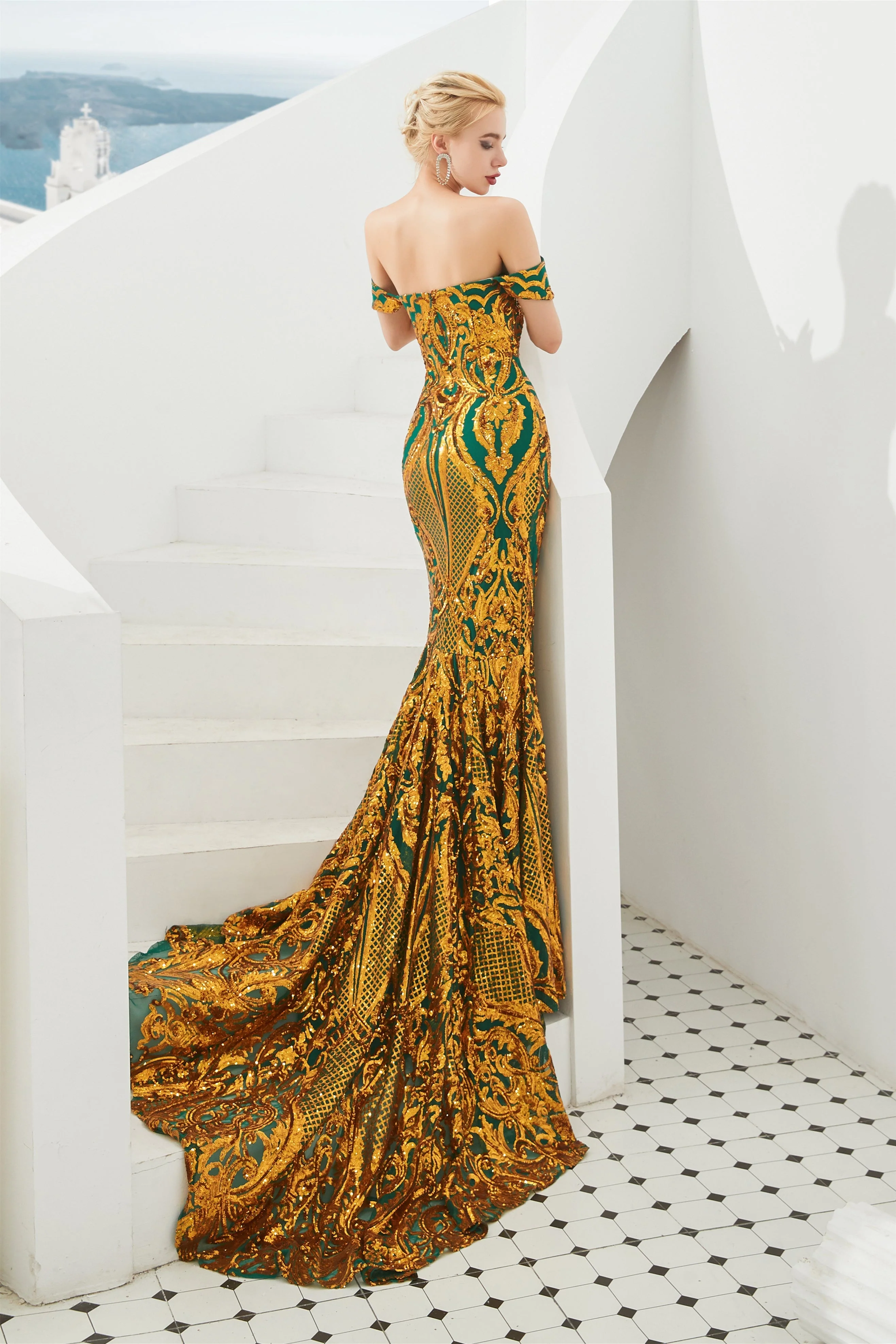 Mermaid Off-the-shoulder Sweetheart Sequined Sleeveless Backless Applique Prom Dress - Image 5