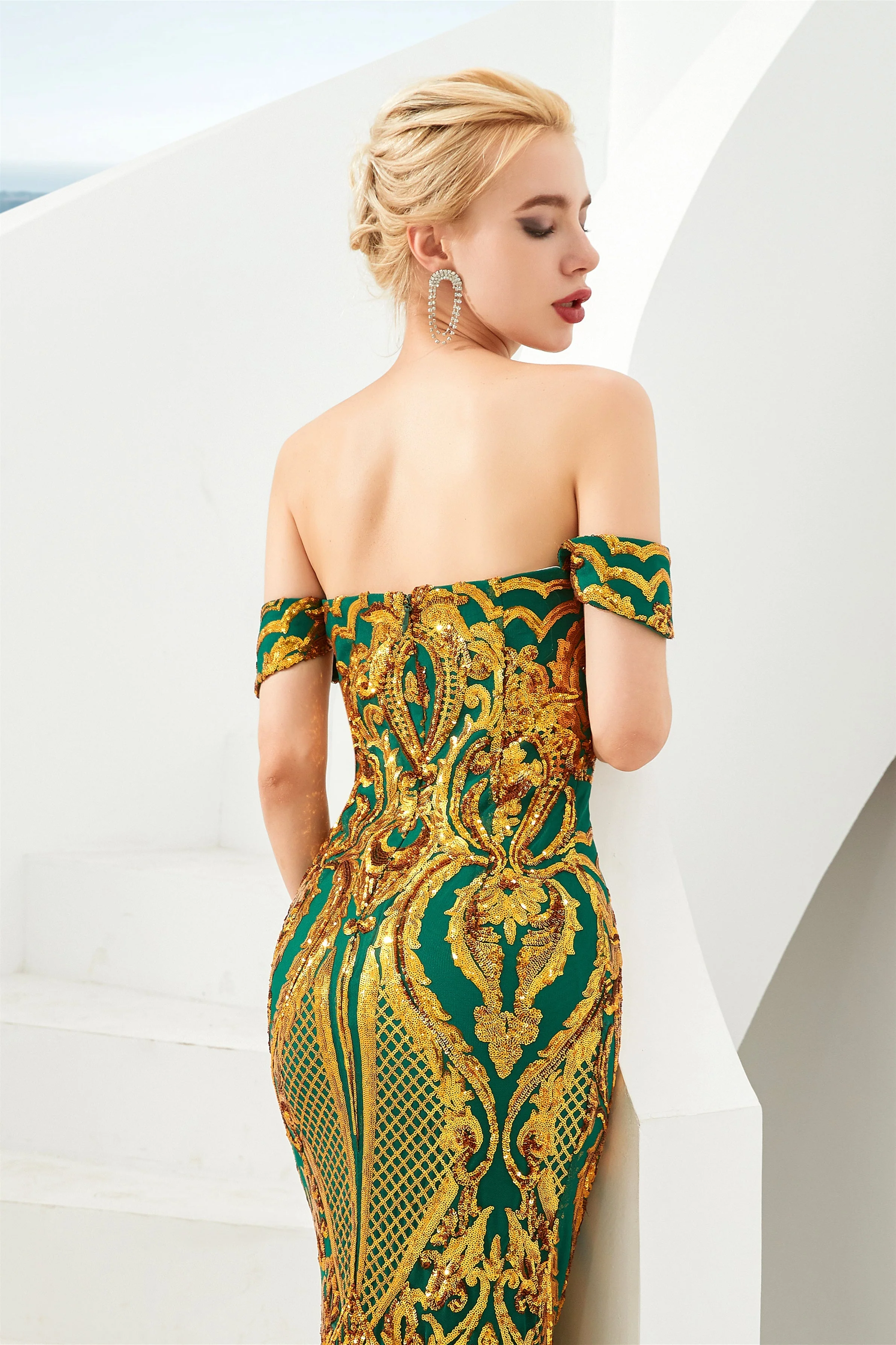Mermaid Off-the-shoulder Sweetheart Sequined Sleeveless Backless Applique Prom Dress - Image 7