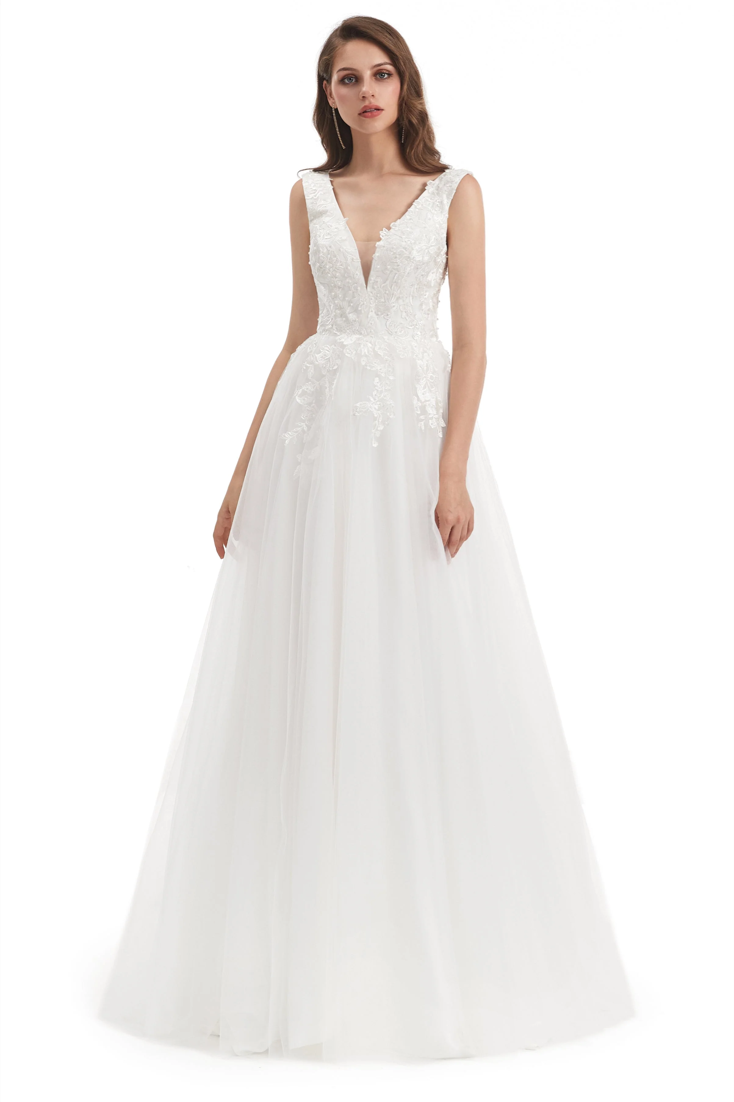 Mermaid V-neck Floor-length Sleeveless Backless Appliques Lace Wedding Dress - Image 4