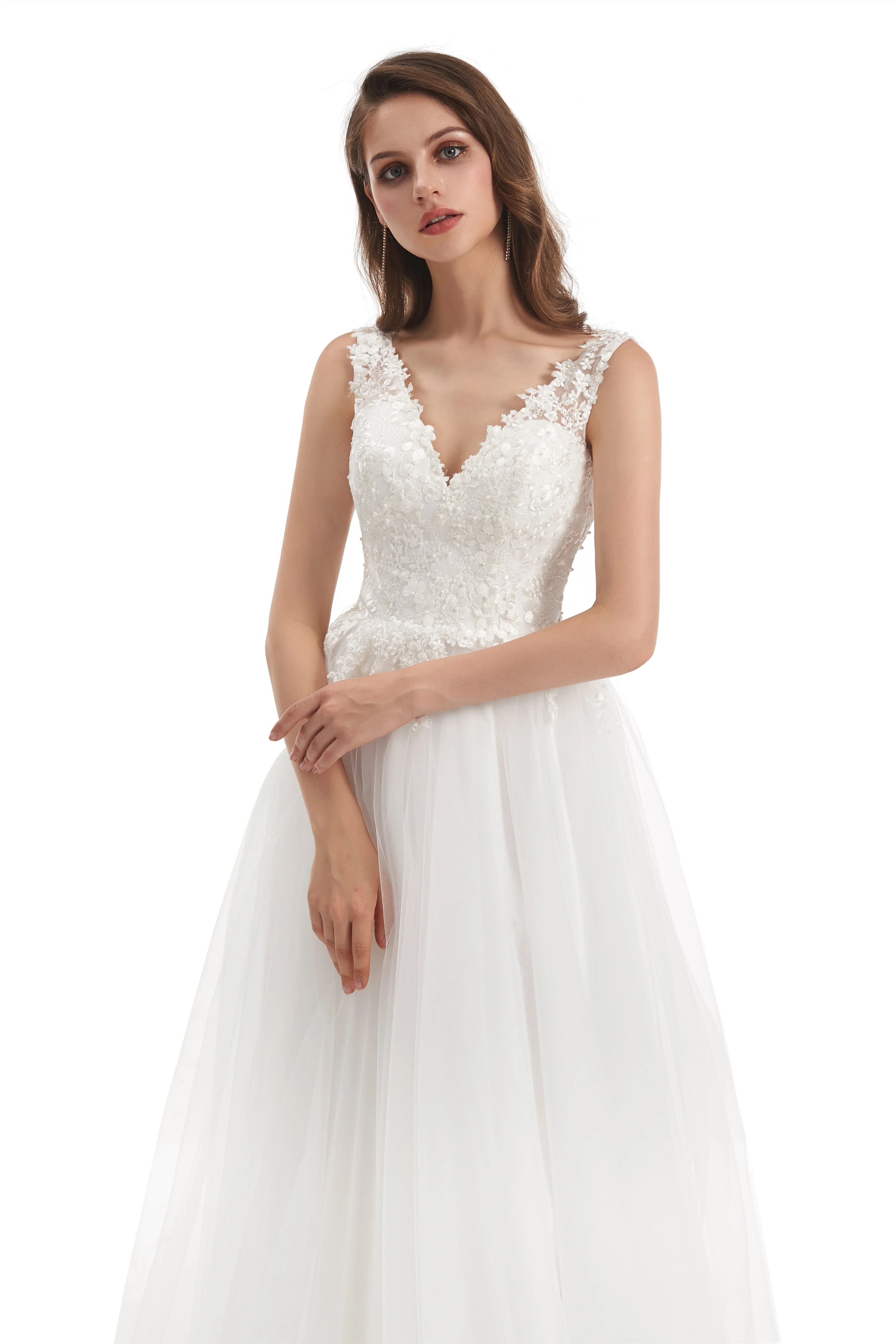 Mermaid V-neck Floor-length Sleeveless Backless Appliques Lace Wedding Dress - Image 8