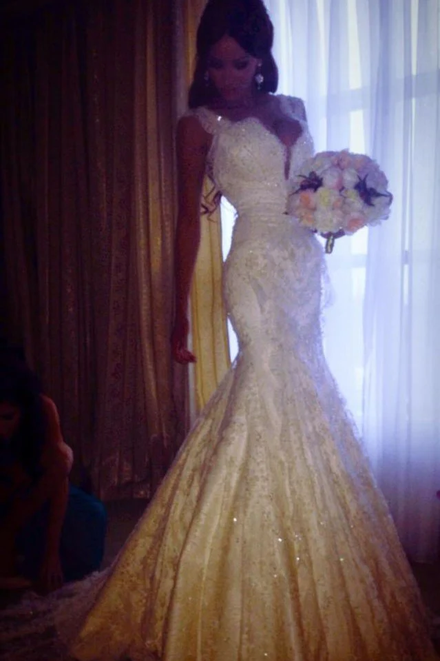 Modern Mermaid V neck Wedding Dress Sparkly Lace Bridal Gowns - Image 2