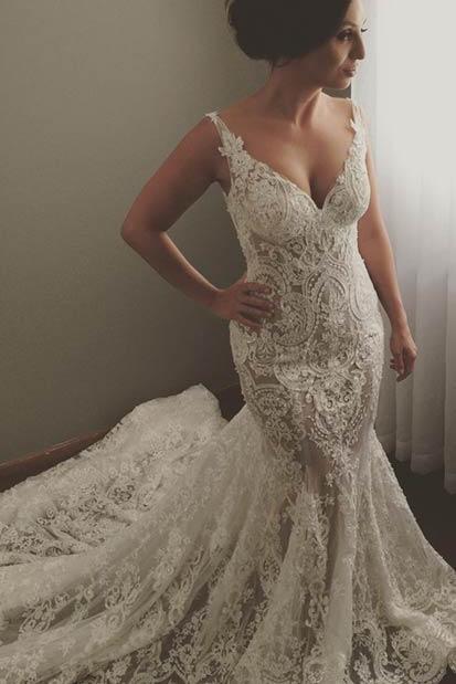 Modern Sleeveless V Neck Wedding Dress Mermaid Bridal Gowns with Lace Appliques - Image 4