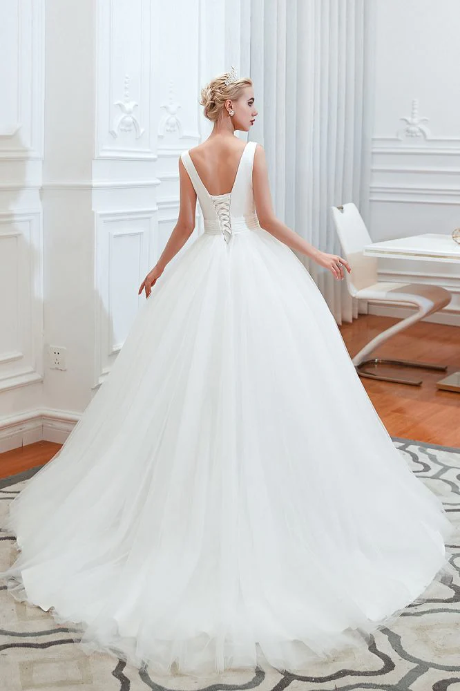 Modern V neck sleeveless White Princess Spring Wedding Dress - Image 3