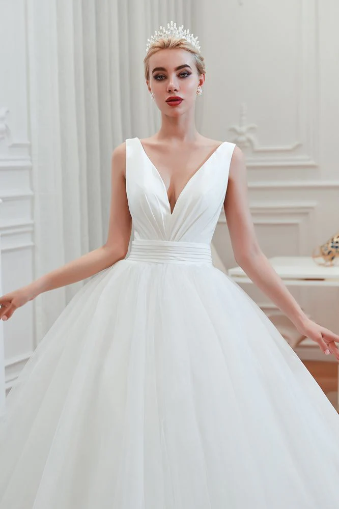 Modern V neck sleeveless White Princess Spring Wedding Dress - Image 9