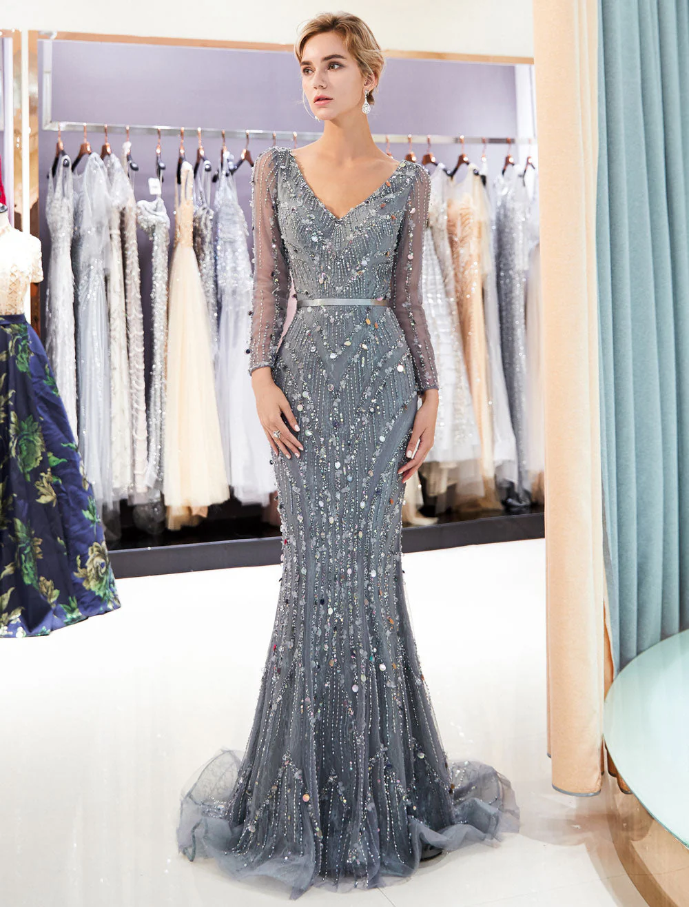 Classic Mother Of The Groom Dresses Grey Long Sleeve Luxury Beading V Neck Sash Formal Gowns With Train - Image 2
