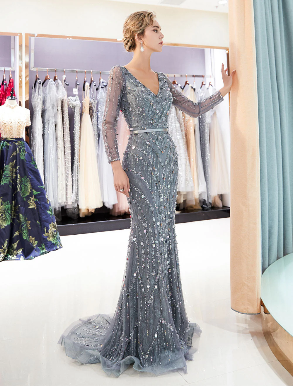 Classic Mother Of The Groom Dresses Grey Long Sleeve Luxury Beading V Neck Sash Formal Gowns With Train - Image 4