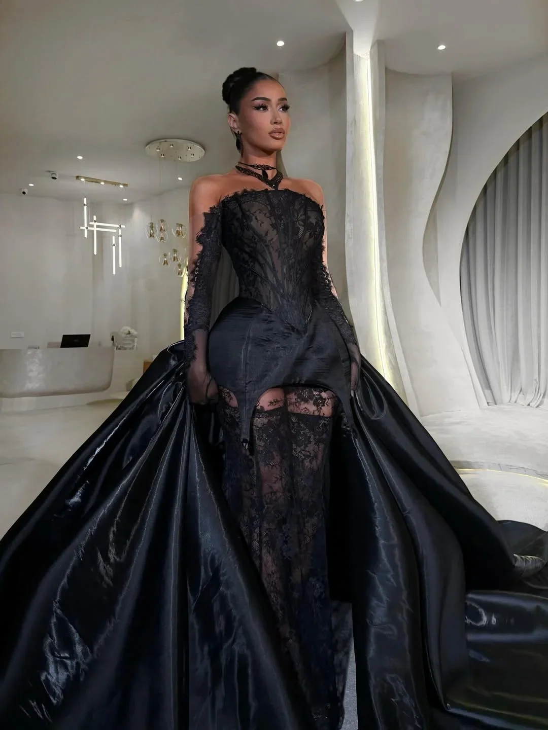 Off-the-shoulder Black Lace Bateau Neck Long Sleeves Pleated Prom Dress with Train - Image 5