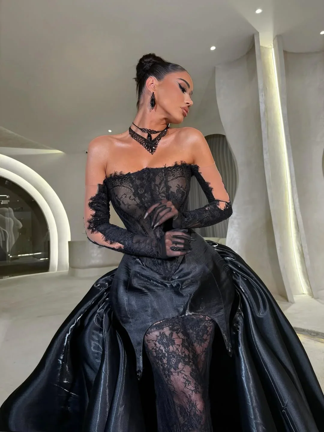 Off-the-shoulder Black Lace Bateau Neck Long Sleeves Pleated Prom Dress with Train - Image 6