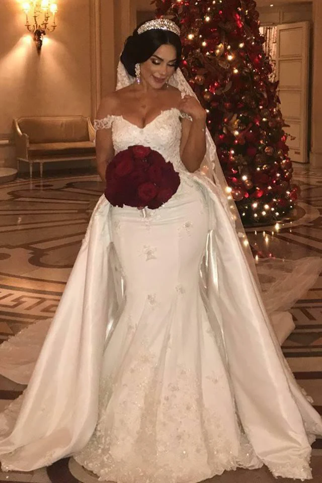 Off the Shoulder Sweetheart Tulle lace Appliques Long Wedding Dress with Detachable Train - Image 2