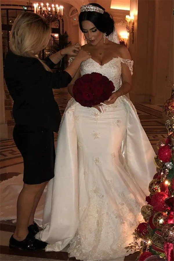 Off the Shoulder Sweetheart Tulle lace Appliques Long Wedding Dress with Detachable Train - Image 3