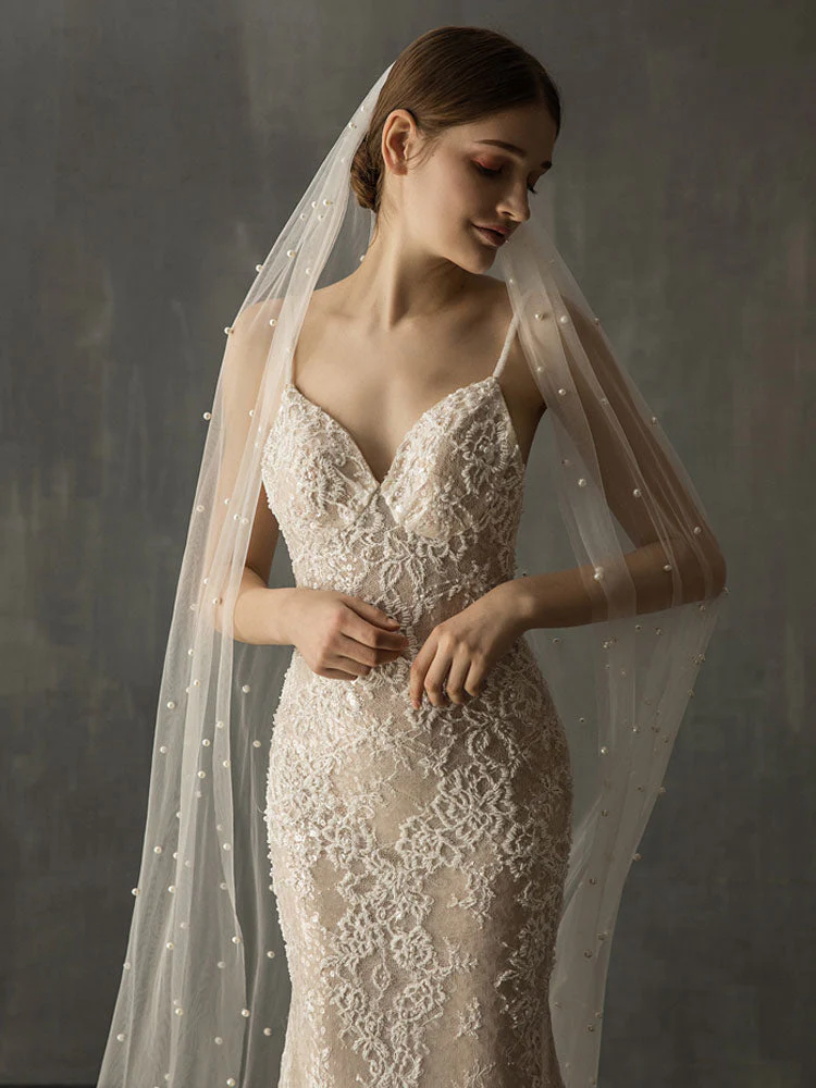 One-Tier Pearls Cut Edge Drop Wedding Veils - Image 2