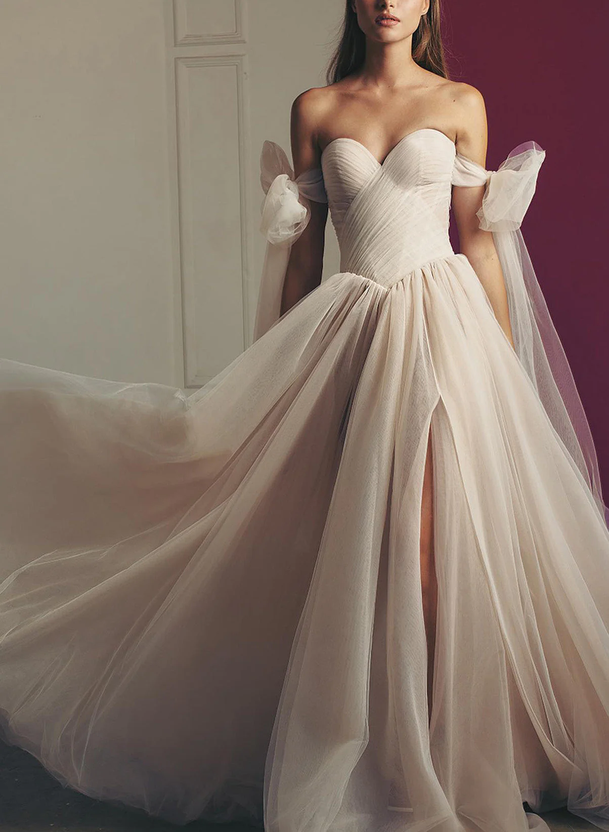 Pleated Tulle Off-The-Shoulder Chic A-line Wedding Dresses Split Front for the Summer Beach - Image 5