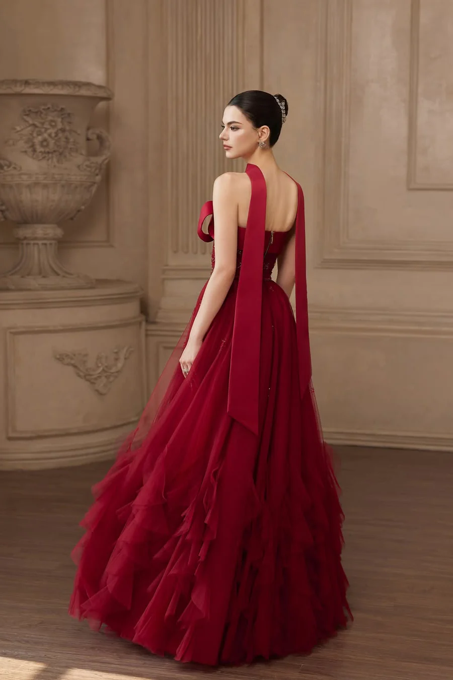 Popular Burgundy Strapless Tulle A-Line Prom Dresses Sleeveless Gem With Bow Knot Beadings - Image 2