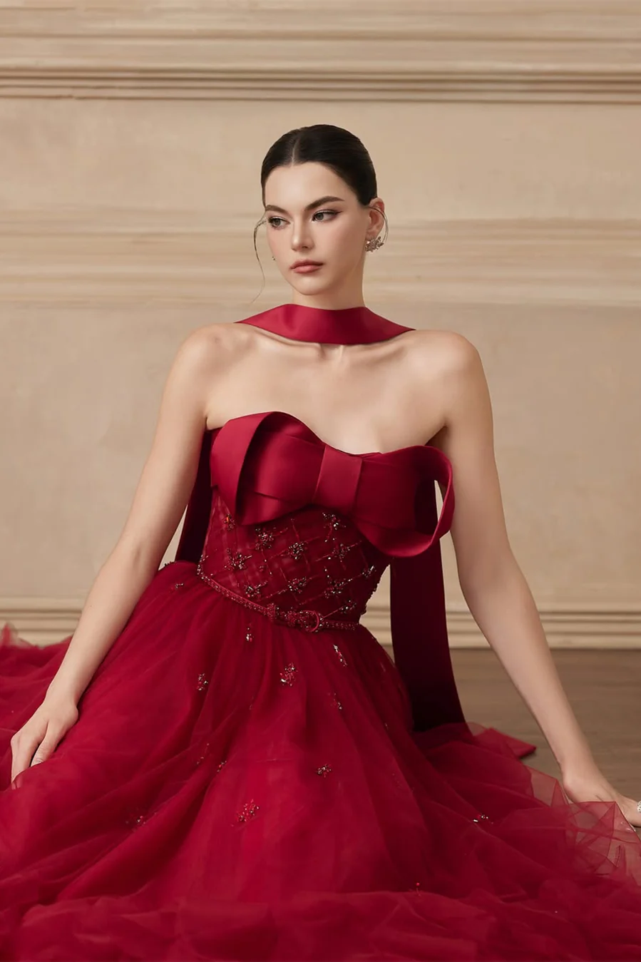 Popular Burgundy Strapless Tulle A-Line Prom Dresses Sleeveless Gem With Bow Knot Beadings - Image 4