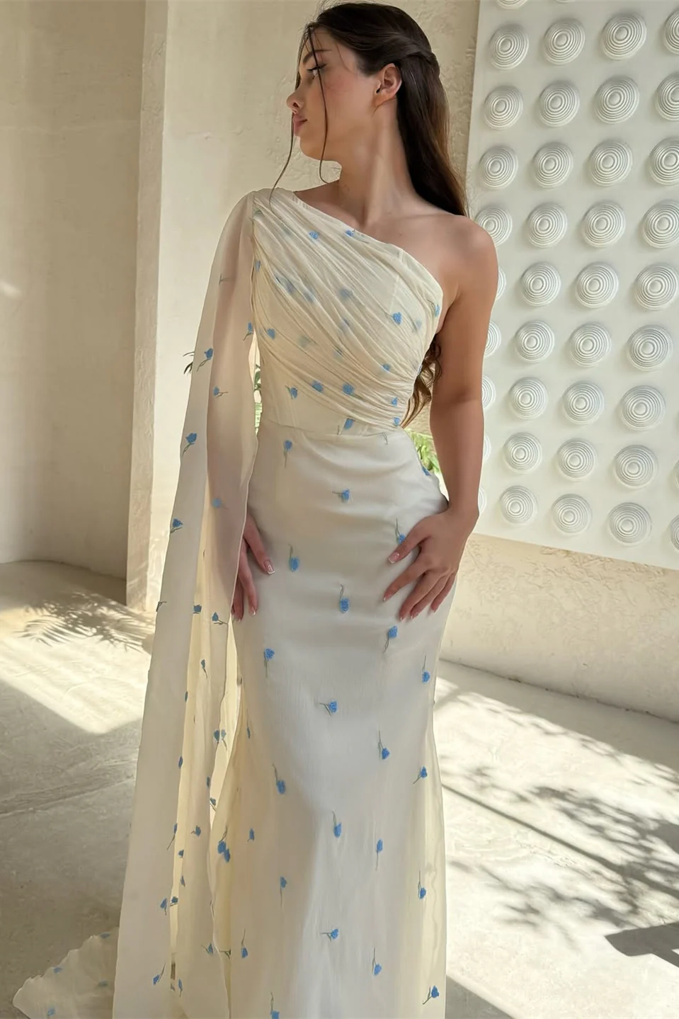 Pretty Asymmetrical One Shoulder Chiffon Mermaid Prom Dresses Column With Ruffle - Image 2