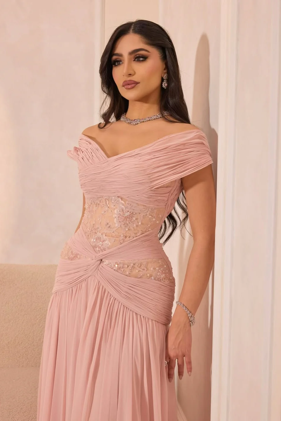 Pretty Pink V-Neck Off-The-Shoulder Chiffon Prom Dresses A-Line Beads With Pleats - Image 3
