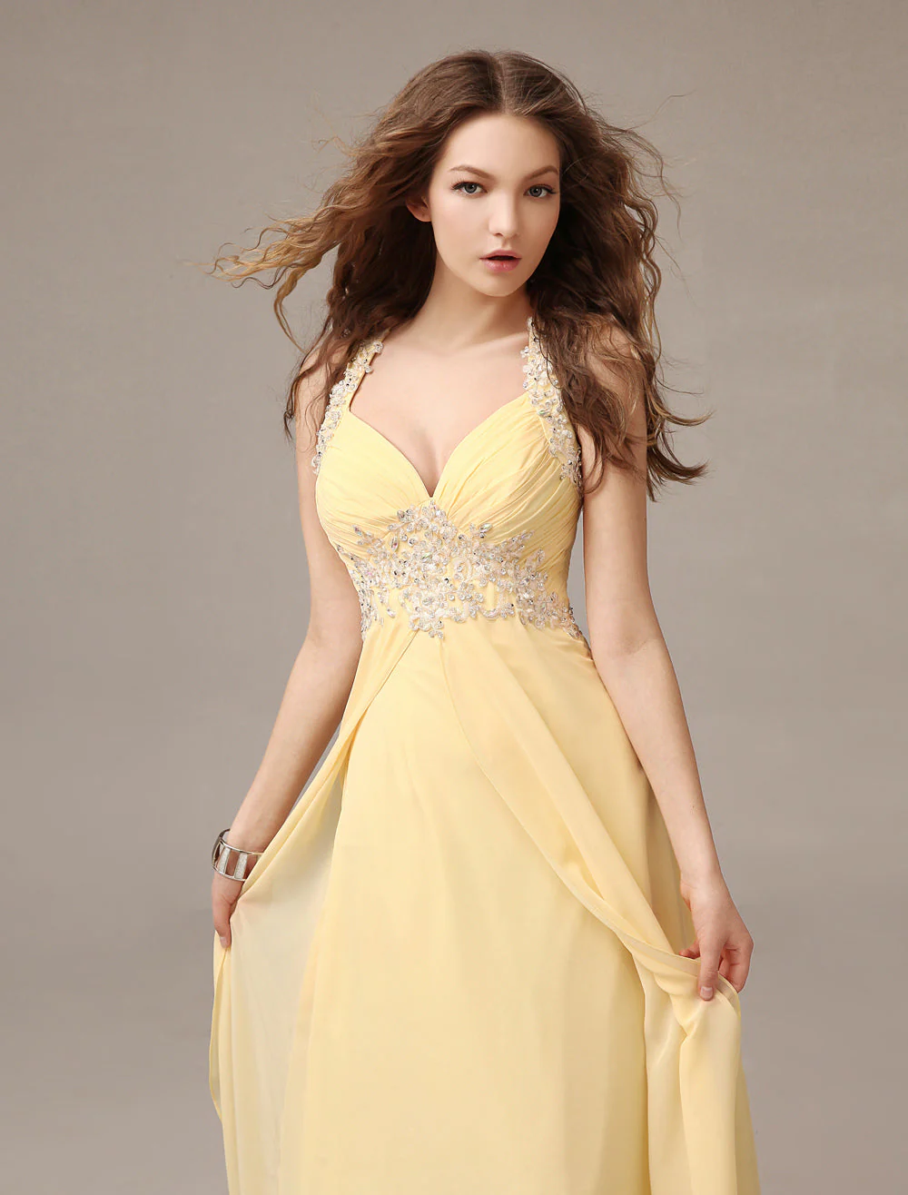 Stunning Evening Dresses Long Chiffon Daffodil Applique Beaded Evening Gown Back Design Sleeveless Formal Party Dresses With Train - Image 8