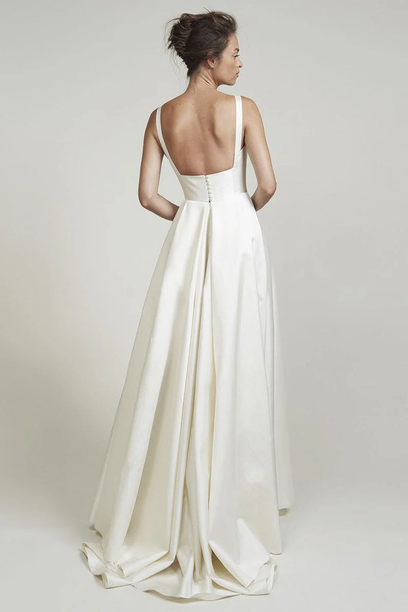 Retro Wedding Dresses Square Neck Sleeveless Satin Fabric Court Train Sash Bridal Dress - Image 7