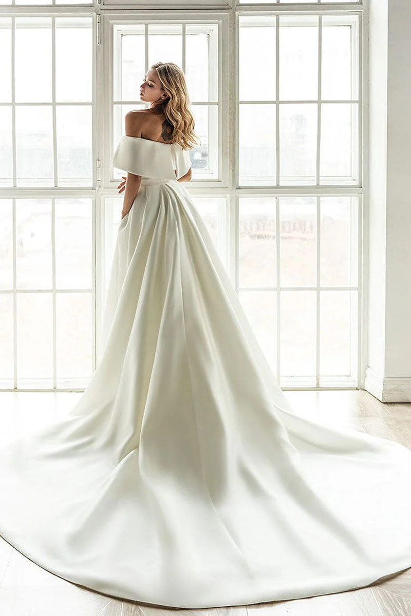 Retro White Wedding Dress With Train Satin Off The Shoulder Pleated Mermaid Bridal Gowns - Image 3