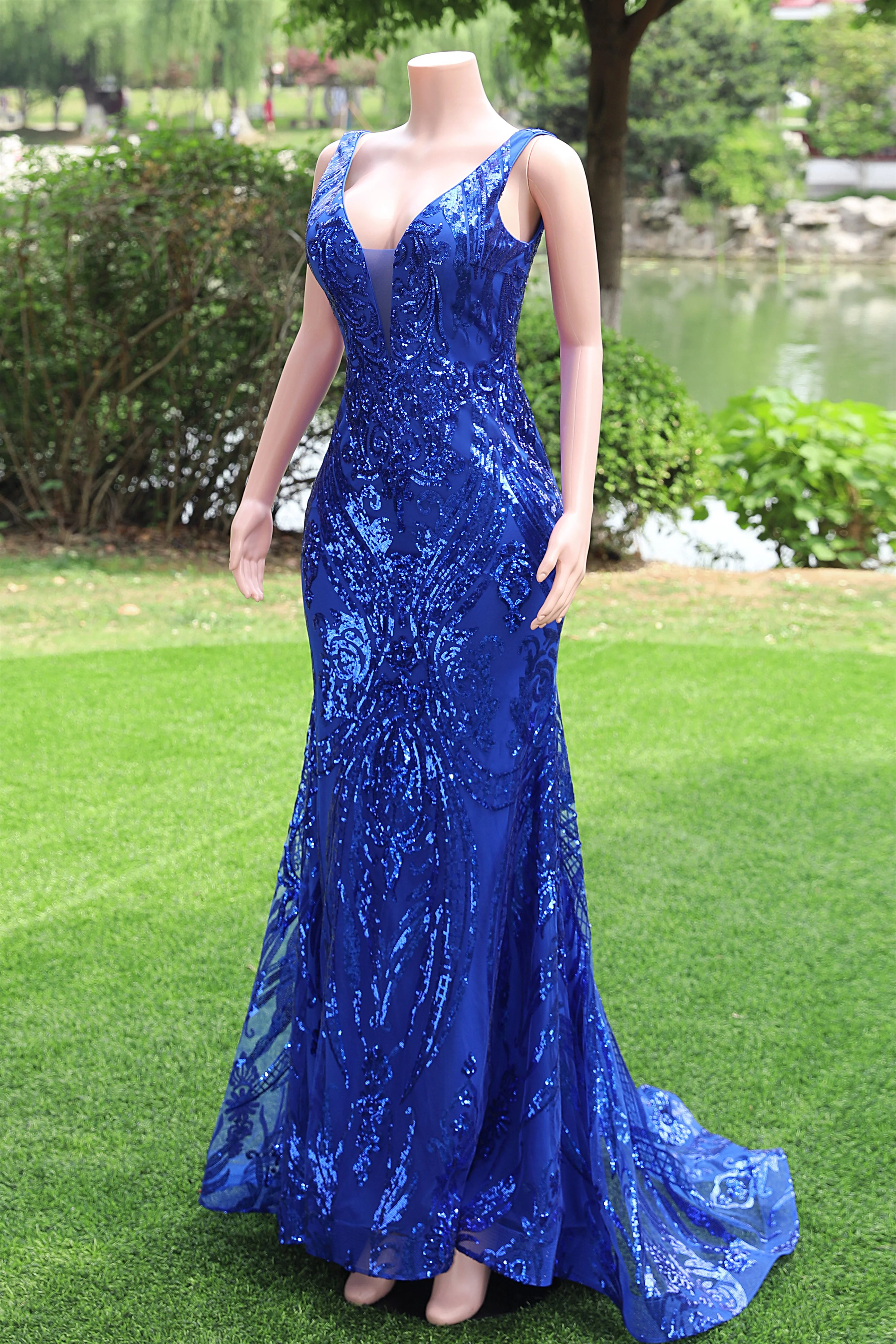 Royal Blue Mermaid Sequin Court Tain Sparkle V-neck Sleeveless Prom Dresses - Image 7