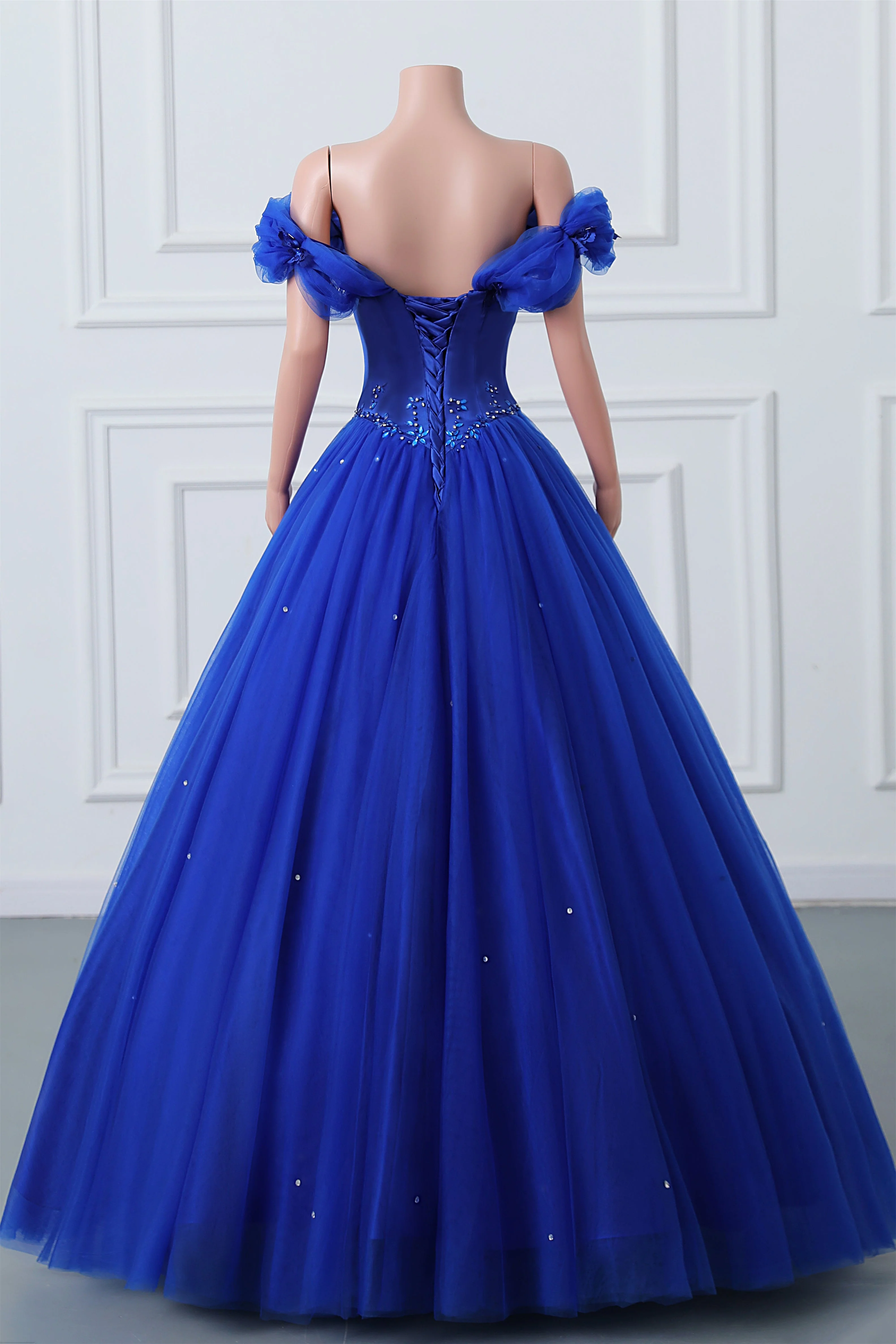 Royal Blue Off-the-shoulder Sweetheart Beaded Flowers Ball Gown Tulle Prom Dresses - Image 4