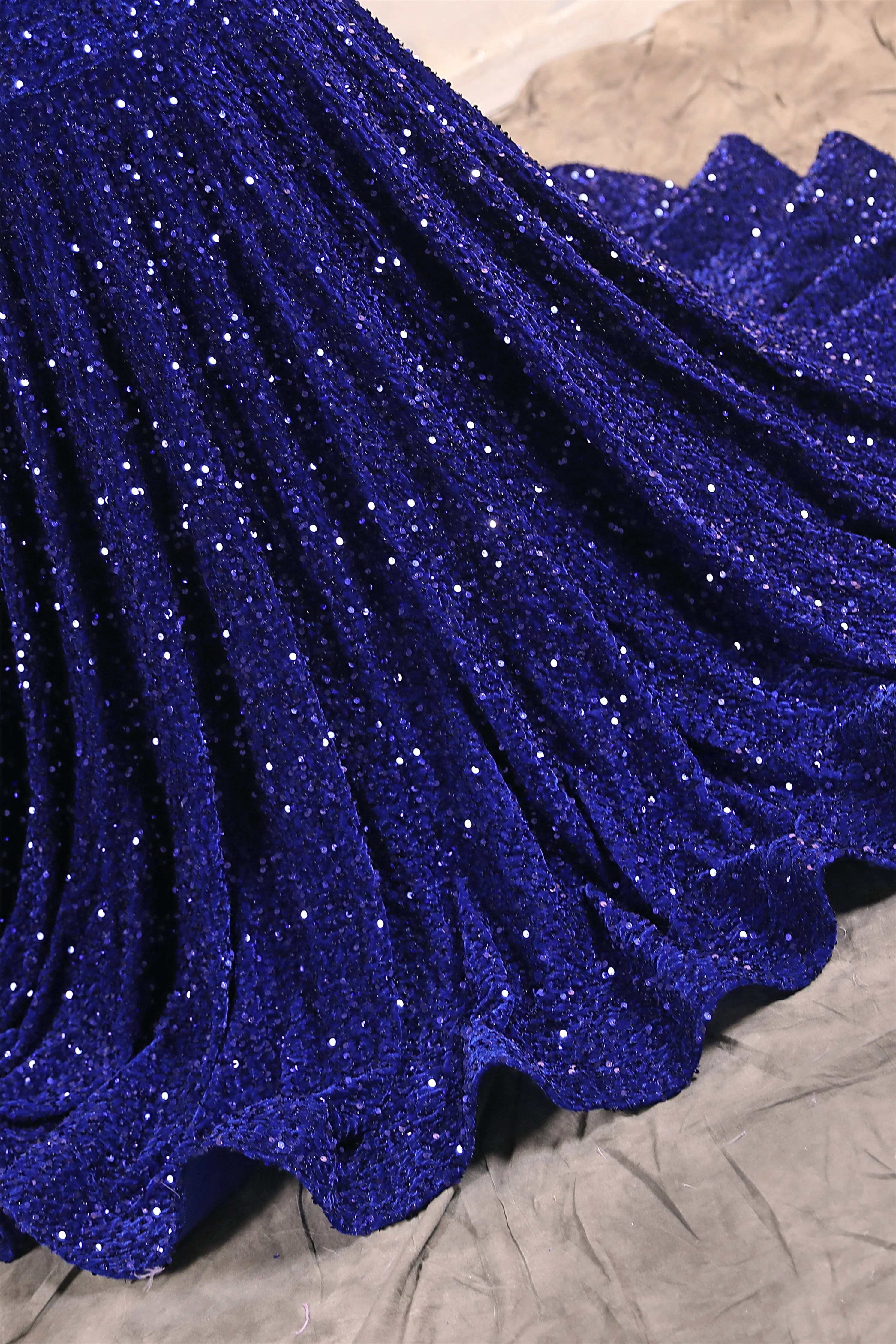 Royal Blue Sequin Mermaid High Neck Keyhole Prom Dresses - Image 6