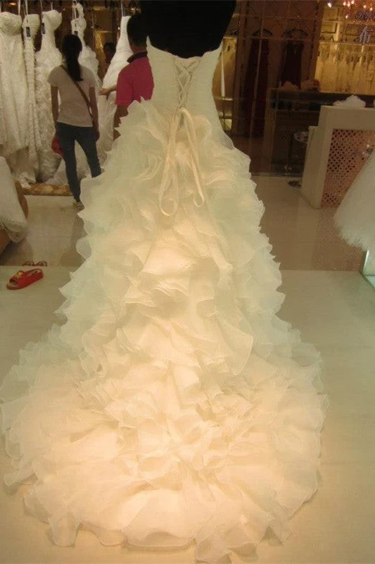 Ruffless Tiered High Quality Wedding Dresses with Long Train Organza Bridal Dress - Image 3
