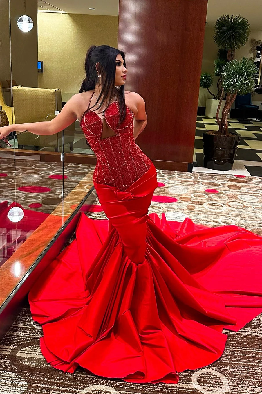 Sexy Red Sweetheart Mermaid Lace Up Sequins Prom Dress - Image 3