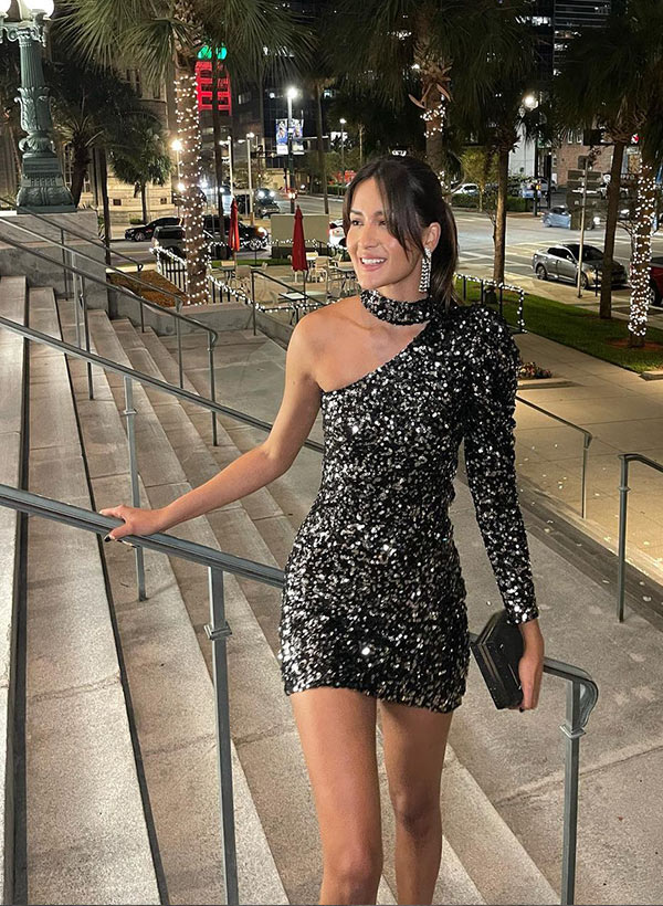 Sheath/Column Long Sleeves Short/Mini Sequined Homecoming Dresses - Image 4